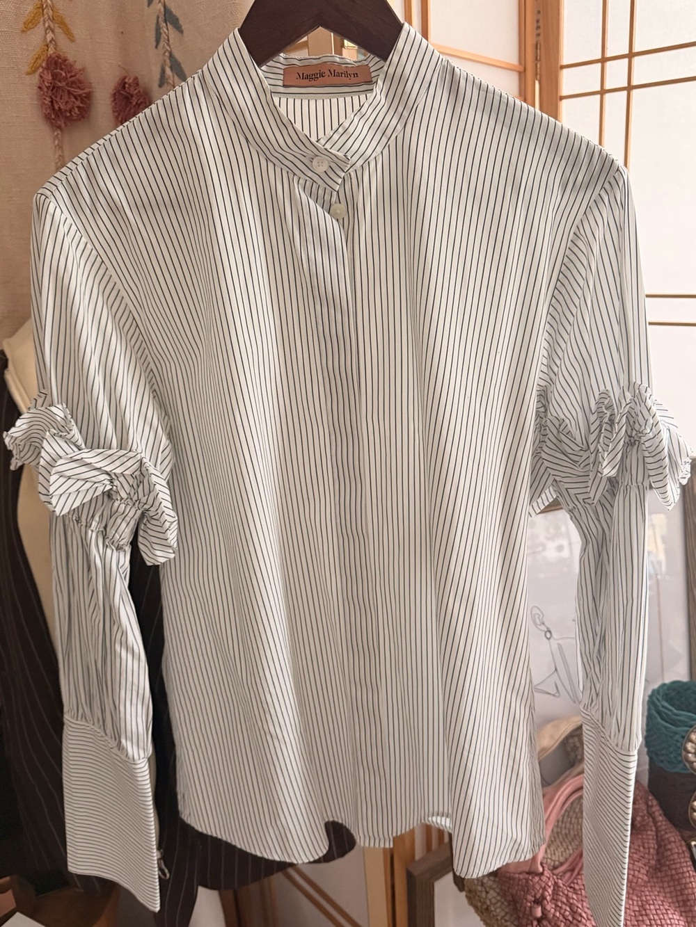 Maggie Marilyn White & Black Pinstripe Ruffle Sleeve Cotton Blouse Size US 6